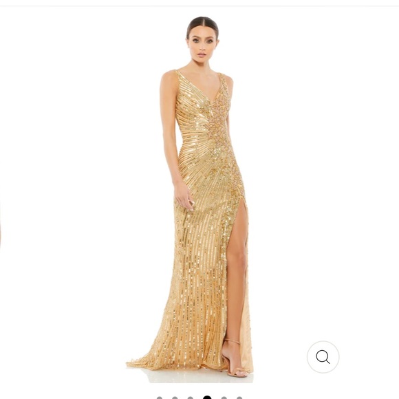 Mac Duggal Dresses & Skirts - NWOT Mac Duggal gold/blush floral beaded gown
